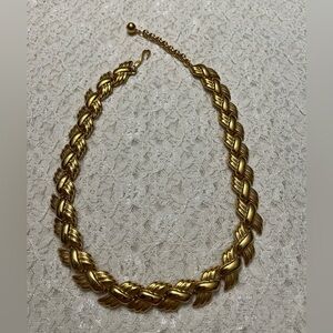 Napier/vintage gold plated, choker necklace, 18”